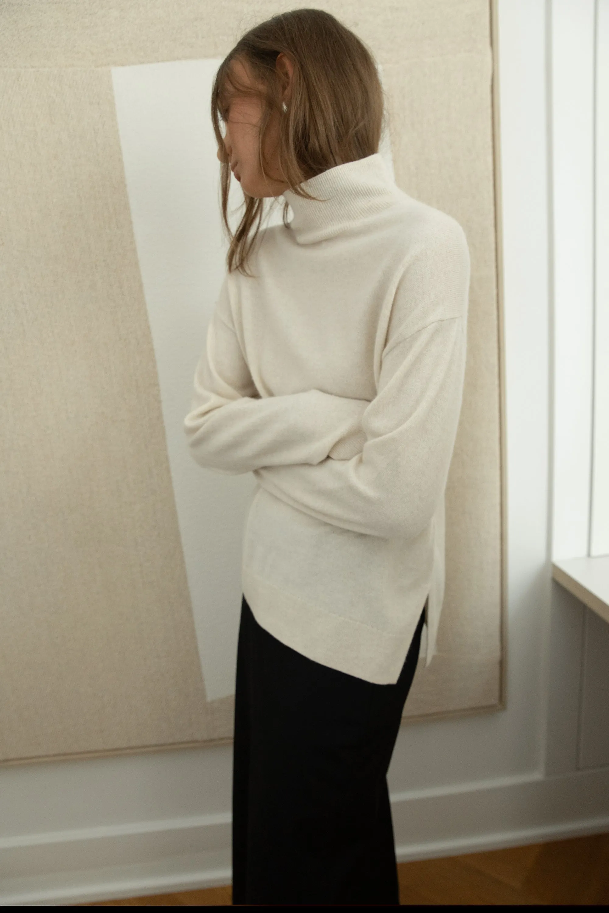 100% CASHMERE TURTLENECK SWEATER