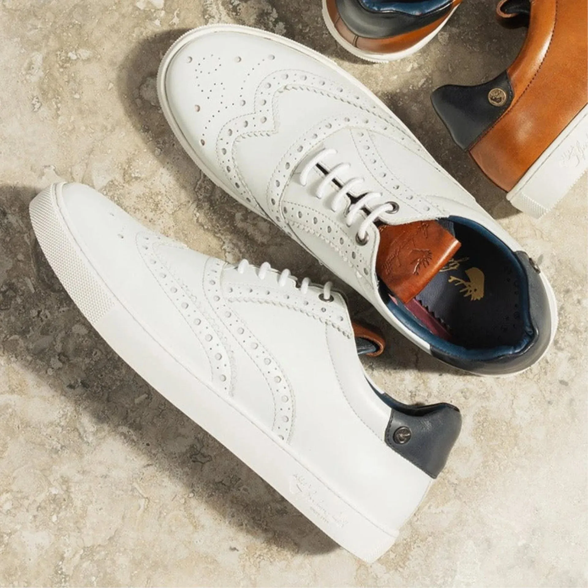 CARLSON WHITE BROGUE PLIMSOLL