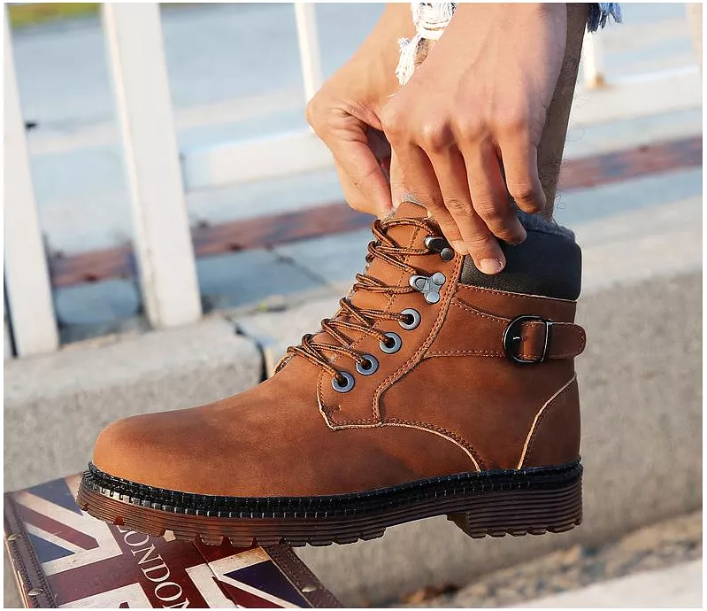 Fashionable Men's Leather Warm Snow Boots