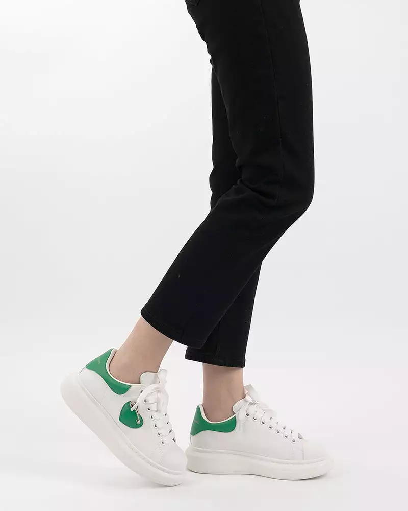 Heart Pattern Comfortable Lace Up Platform Sneakers