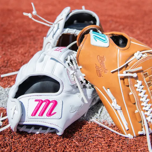 Marucci Magnolia 78R3 12.75 Fastpitch Glove: MFG3MG78R3FP-W/TF