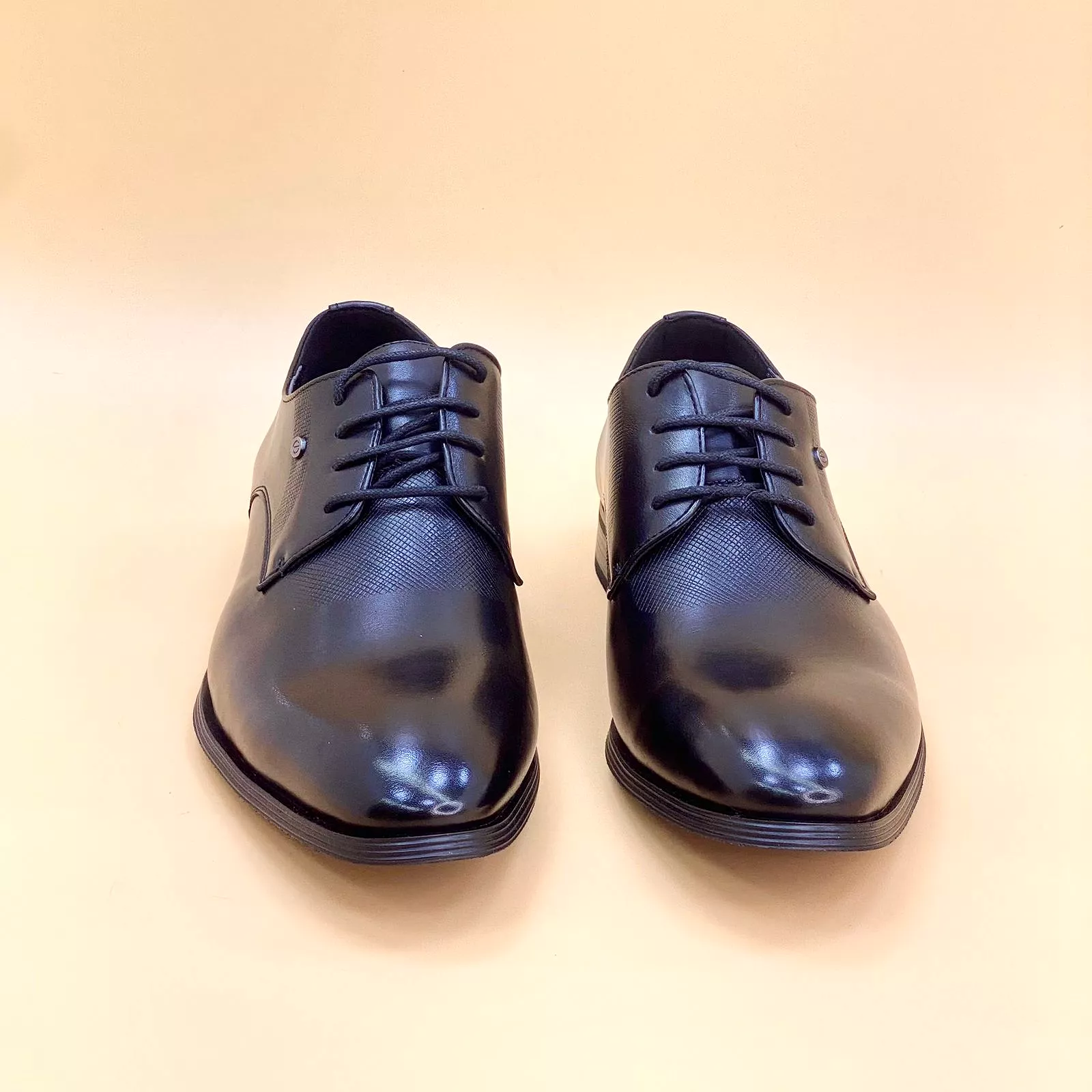 NEW ,  MEN SHOES  M901 , MADE IN CHINA