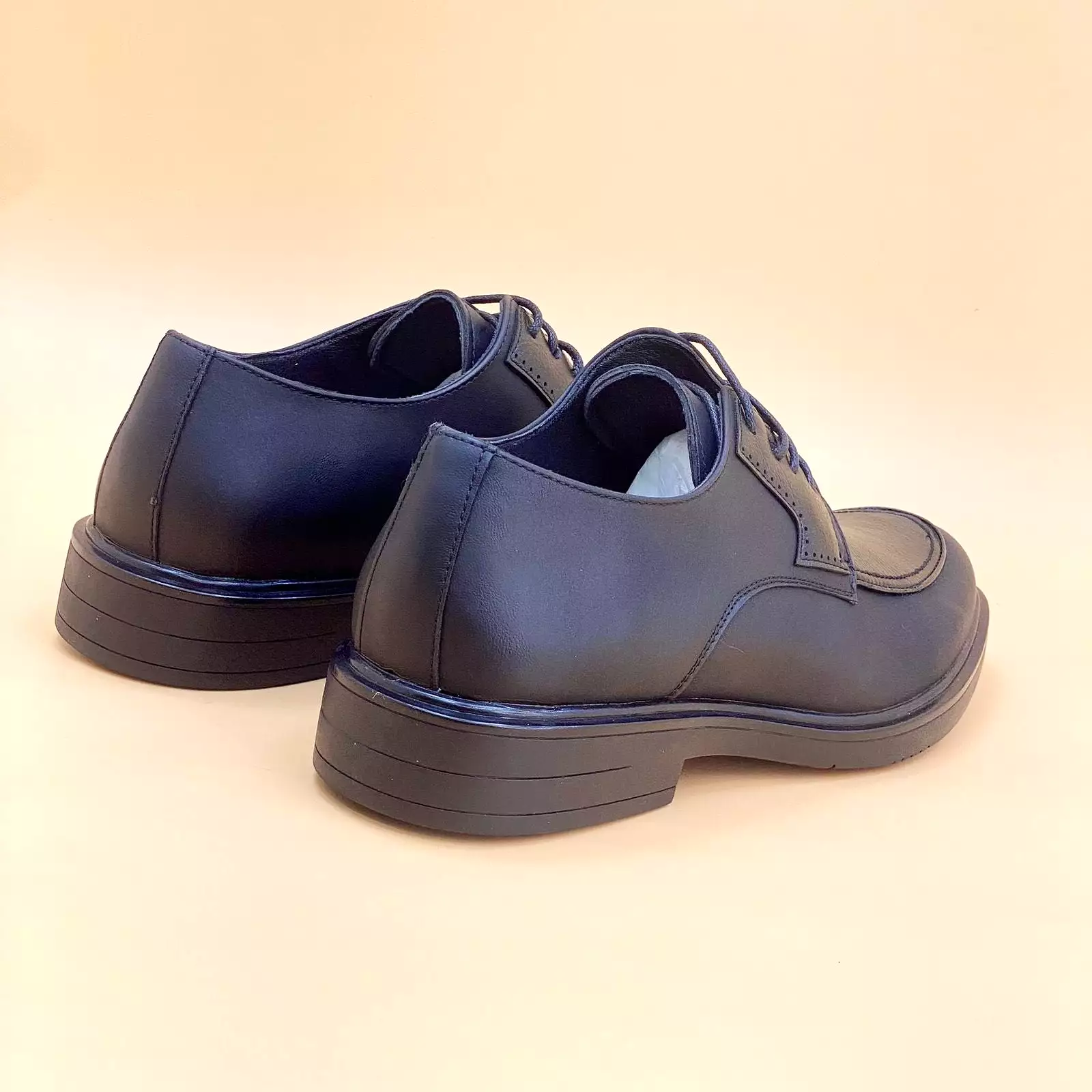 NEW ,  MEN SHOES  M913 , MADE IN CHINA