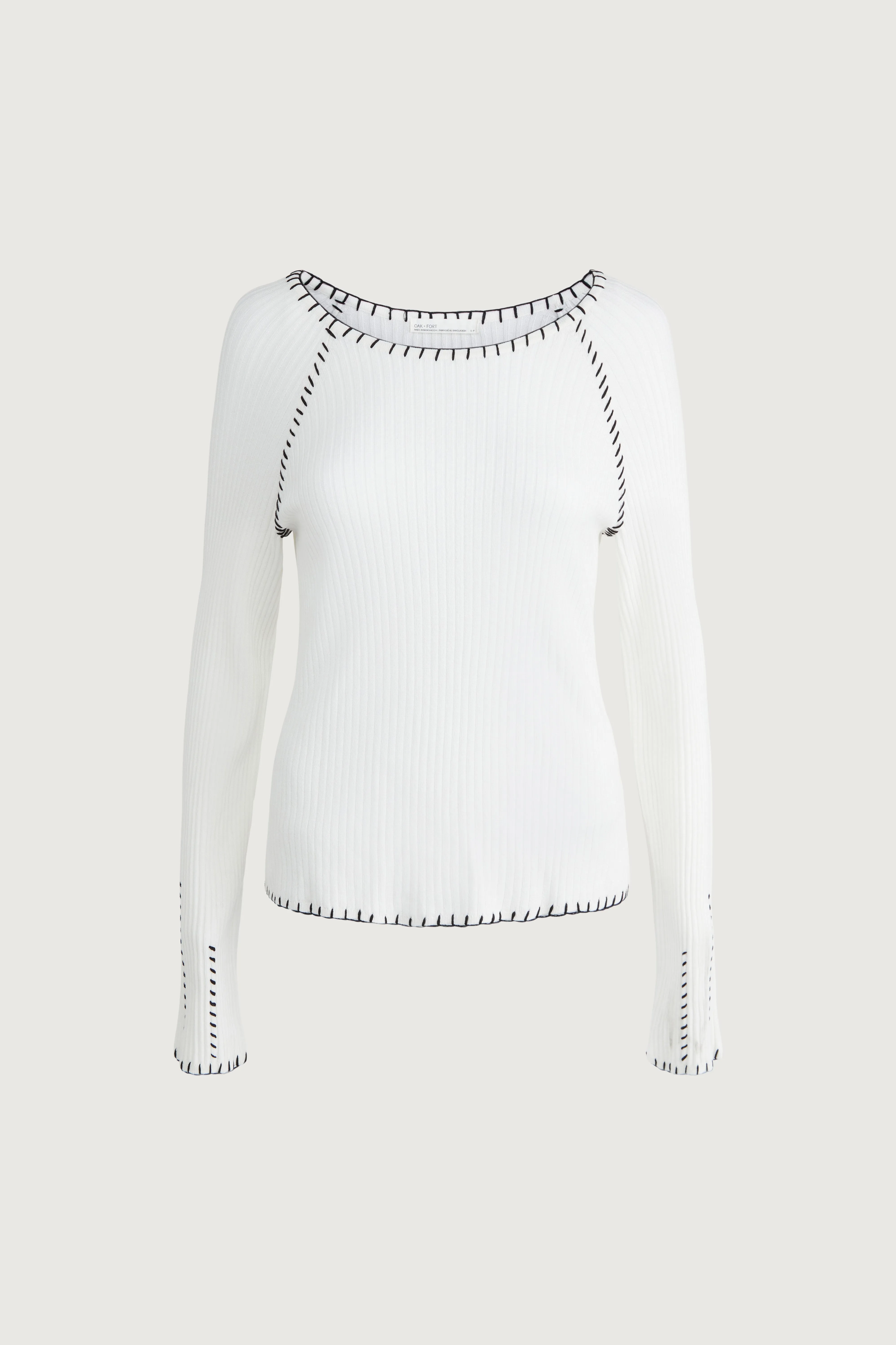 RIBBED SWEATER WITH CONTRAST STITCHING