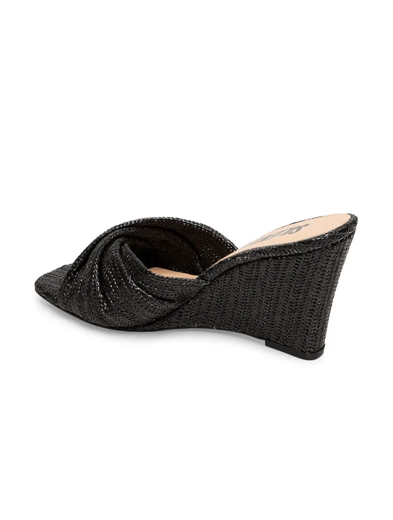 Silent D Katia Wedge Sandal in Black Raffia