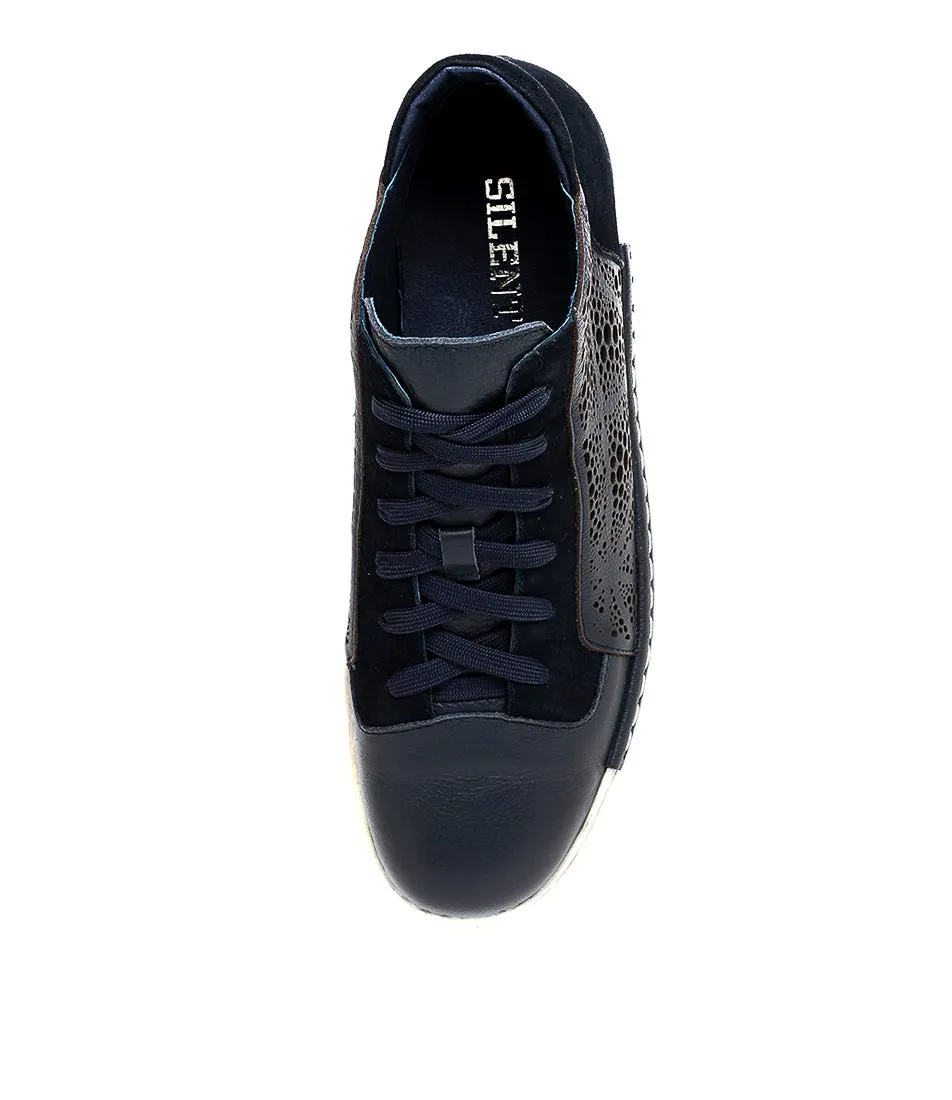 SILENT D Varcoe Navy Leather Suede