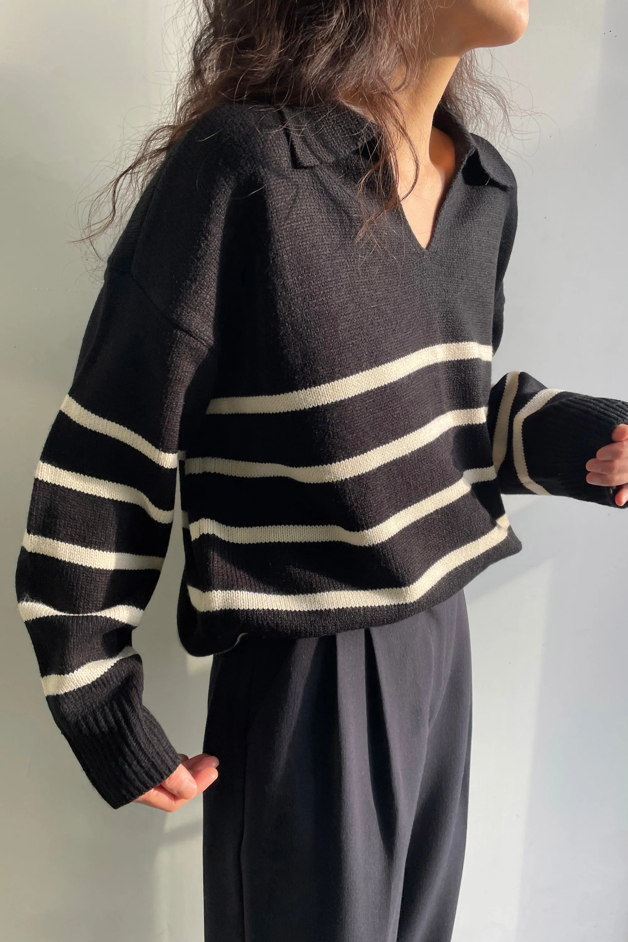 STRIPED COLLARED SWEATER