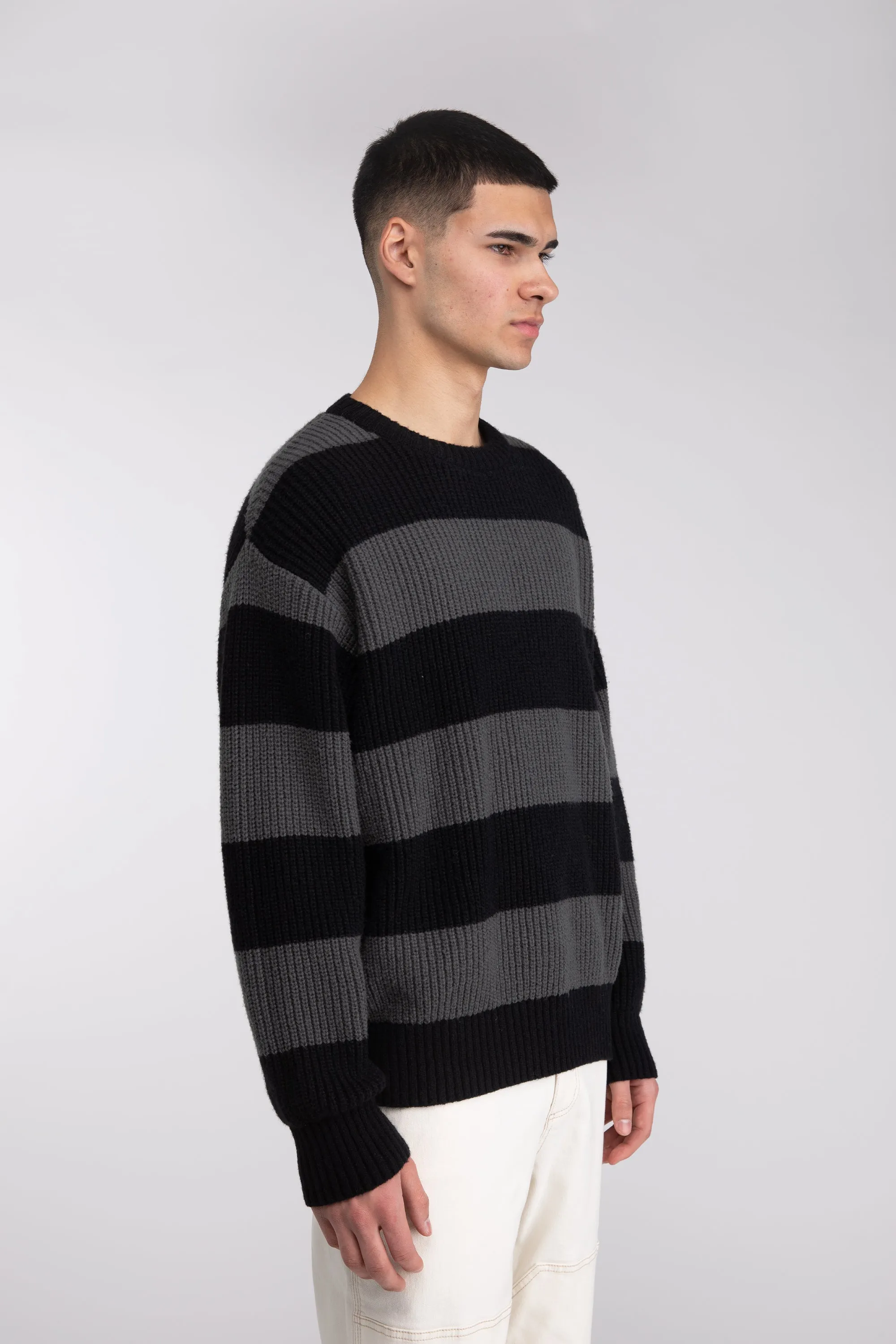 STRIPED CREWNECK SWEATER