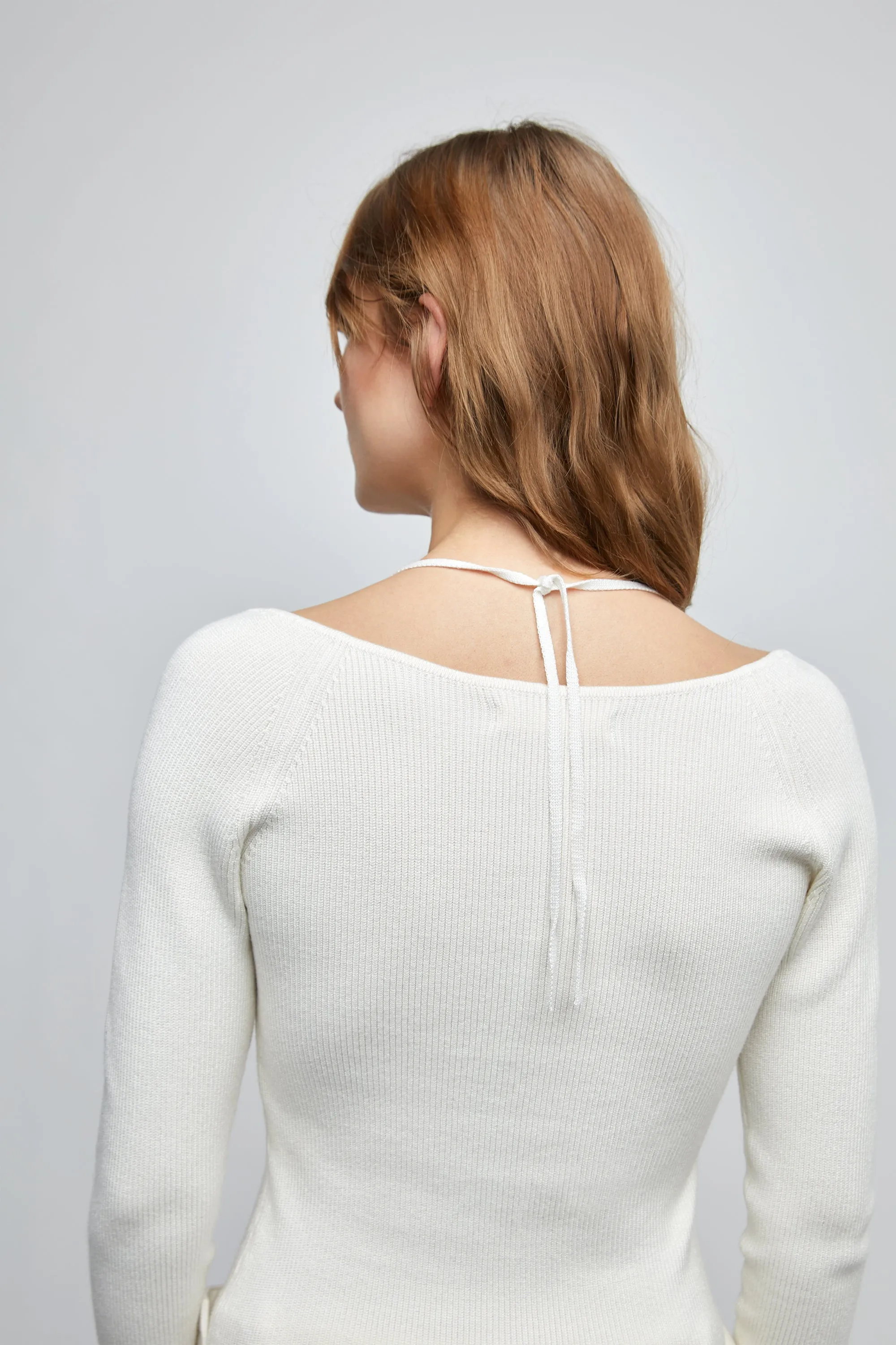 V-NECK HALTER SWEATER