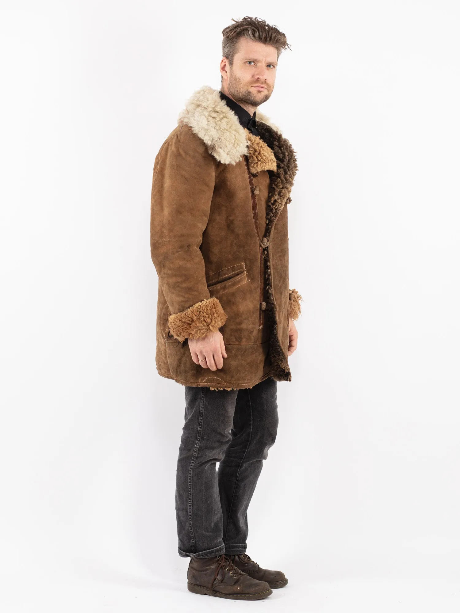 Vintage 20's Men Antique Sheepskin Artic Coat in Brown