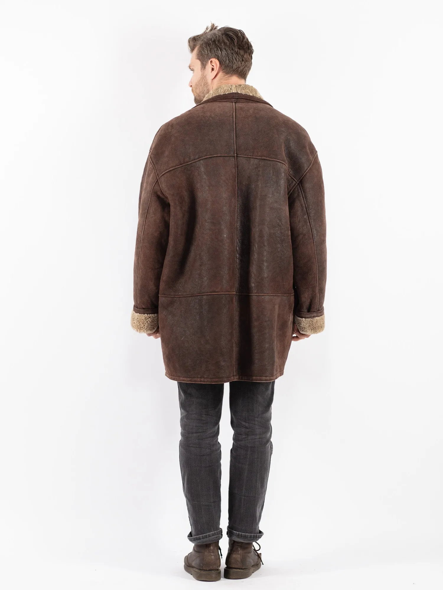 Vintage 90's Men Oversized Sheepskin Coat in Brown