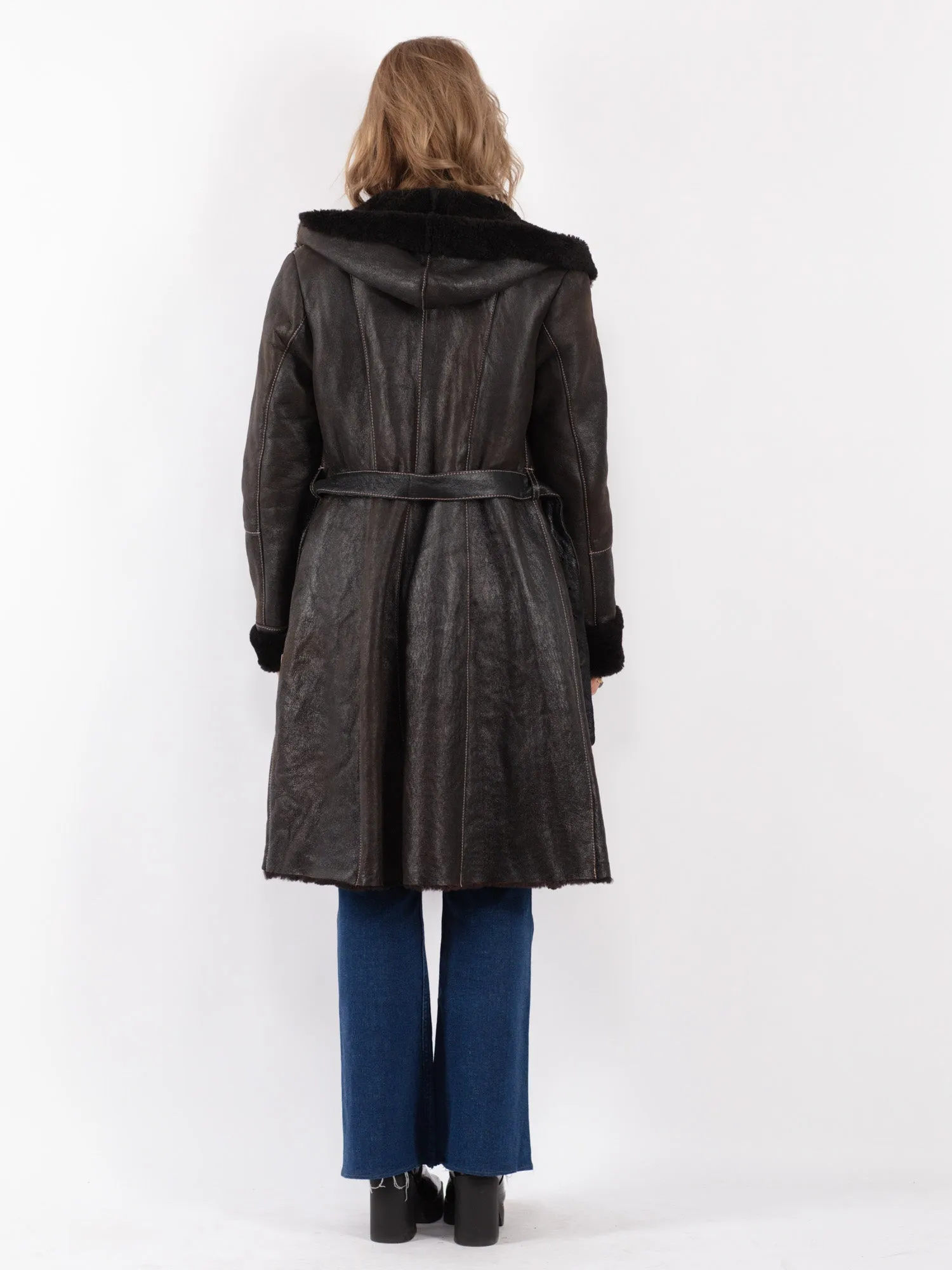 Vintage 90's Women Hooded Sheepskin Coat in Black